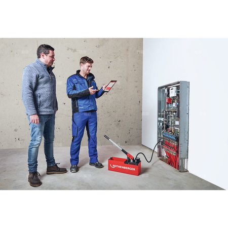 RP 50 digital - cyfrowa pompa kontrolna