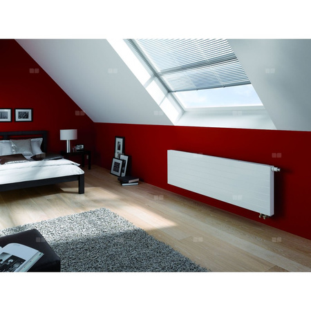 Grzejnik płytowy typ 11 KERMI V-HHV QN542(R), bez osłony wym. 210 x 1300 mm, kolor biały, moc 542 W