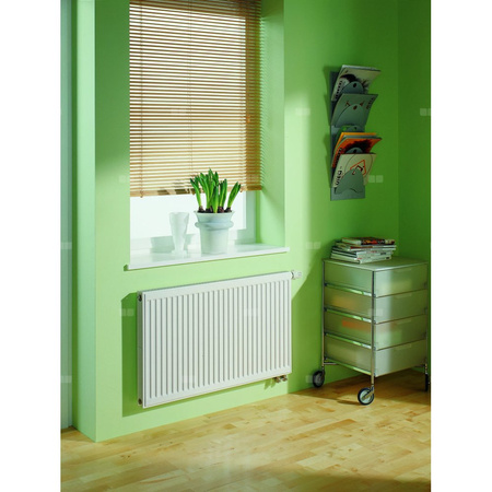 Grzejnik płytowy typ 12 KERMI X2 Profil-V, lewy, z osłonami wym. 750 x 1300 mm, kolor biały, moc 1918 W