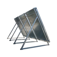 Zestaw VHVT do montażu na powierzchni płaskiej 0-20' 3 kolektorów słonecznych płaskich, pionowych, o powierzchni 2,0 m² - dach płaski, fundament v2